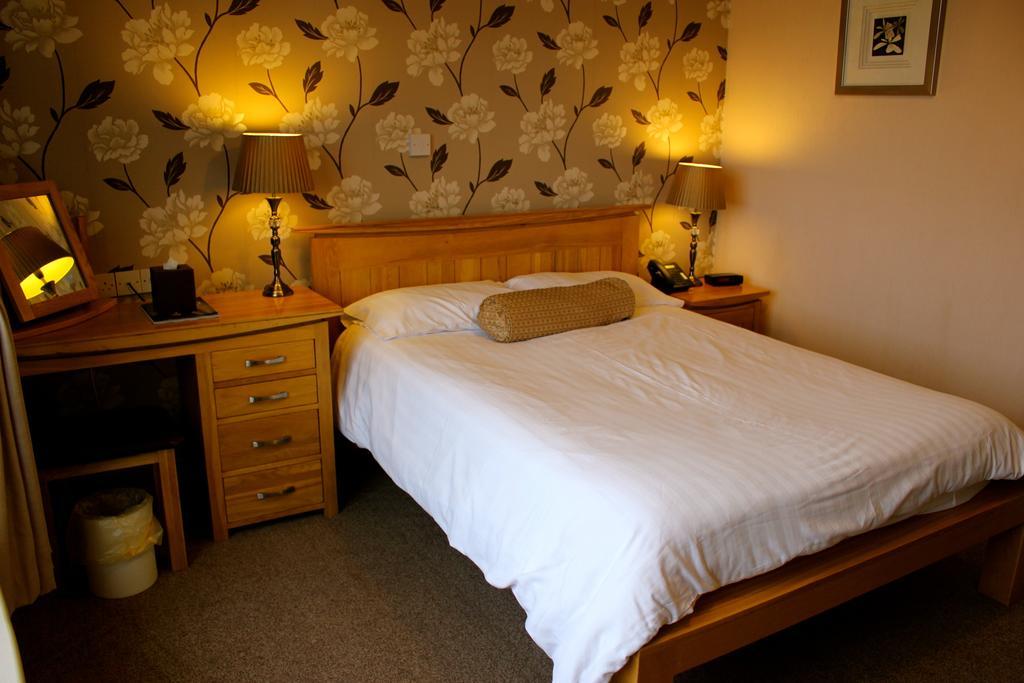 Bed and Breakfast Broadway House Логарн Номер фото